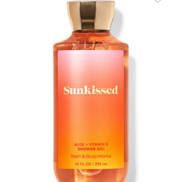 SUN-KISSED ๐ ๐ Shower ๐ฟ Gel 10 fl oz & Super Smooth Body Lotion ๐งด 8 fl oz - Picture 1 of 12